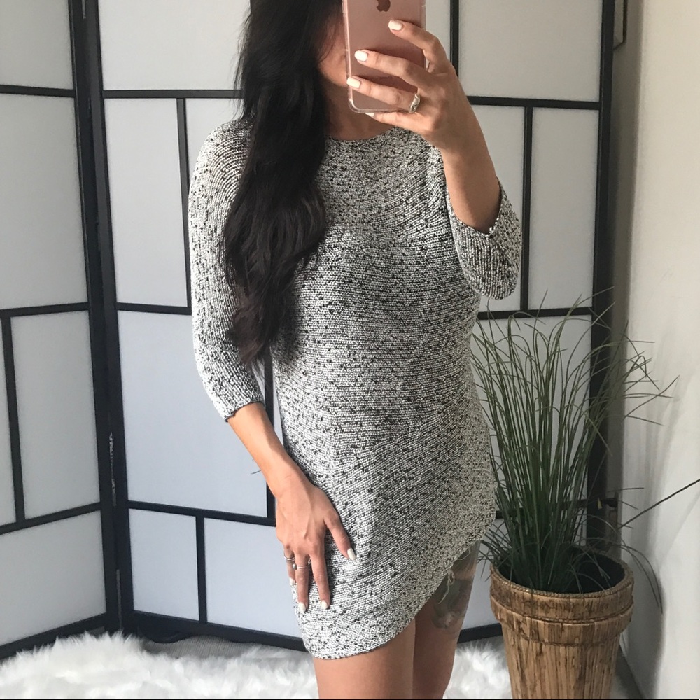 Long Length Assymetrical Sweater - Picture 2 of 6